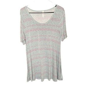 Lularoe pale green and gray print half sleeve shift tunic shirt size medium